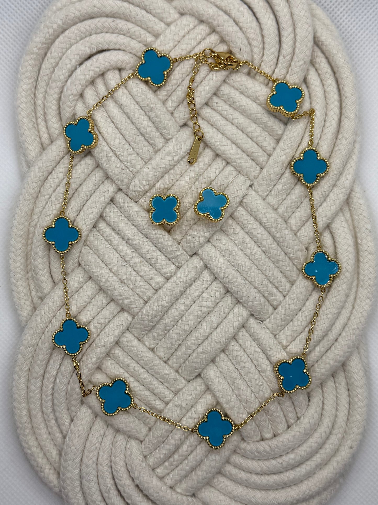 Sky Blue Clover Set