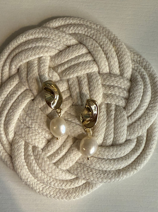 Abstract Dangle Pearl Earrings