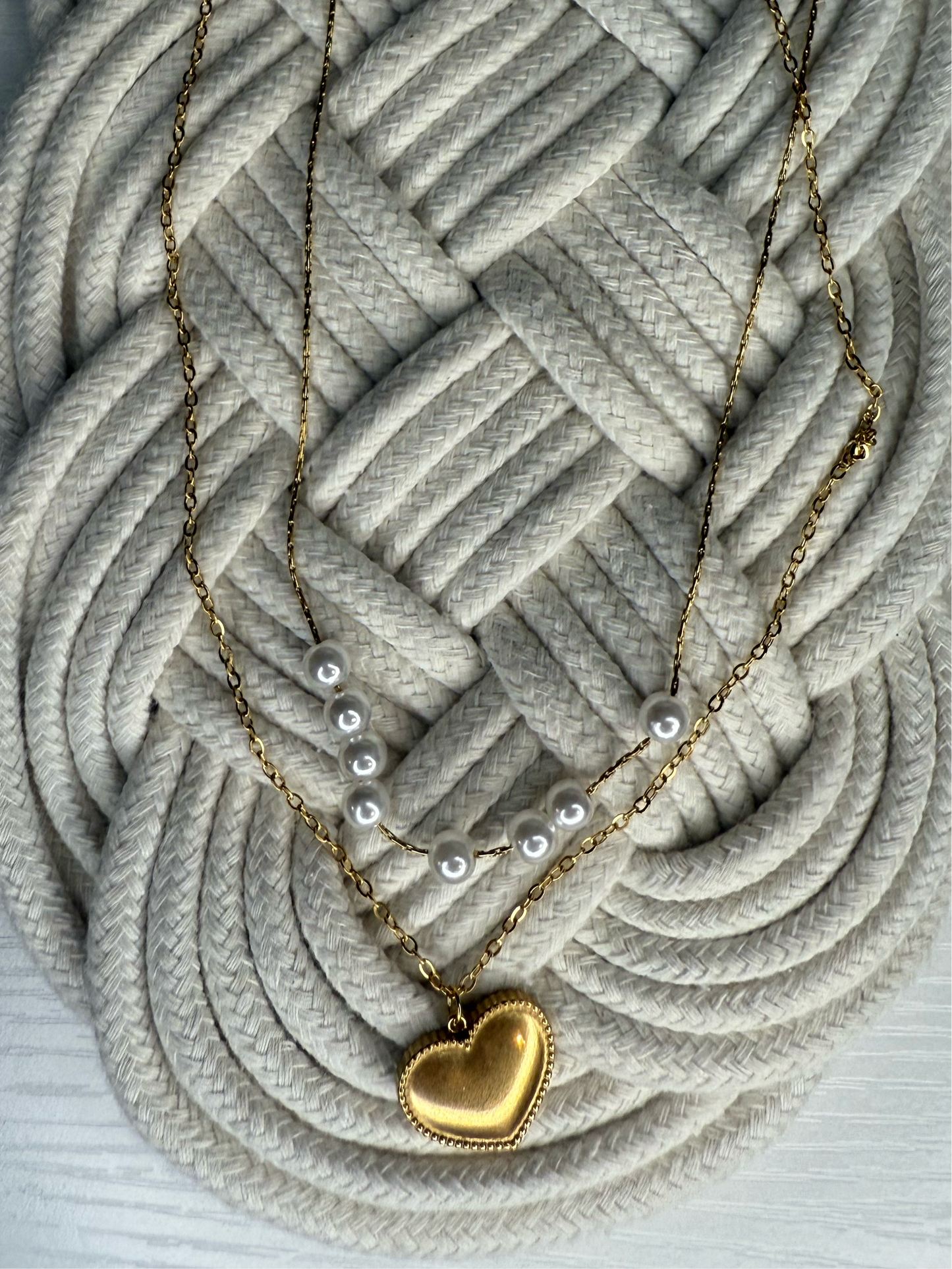 Heart & Pearls Necklace