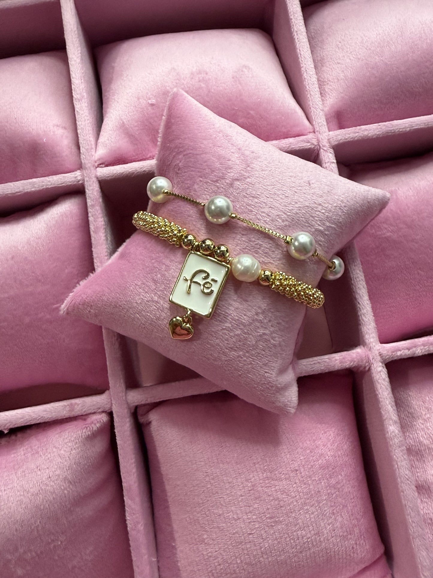 Fé & Pearl Bracelet Combo